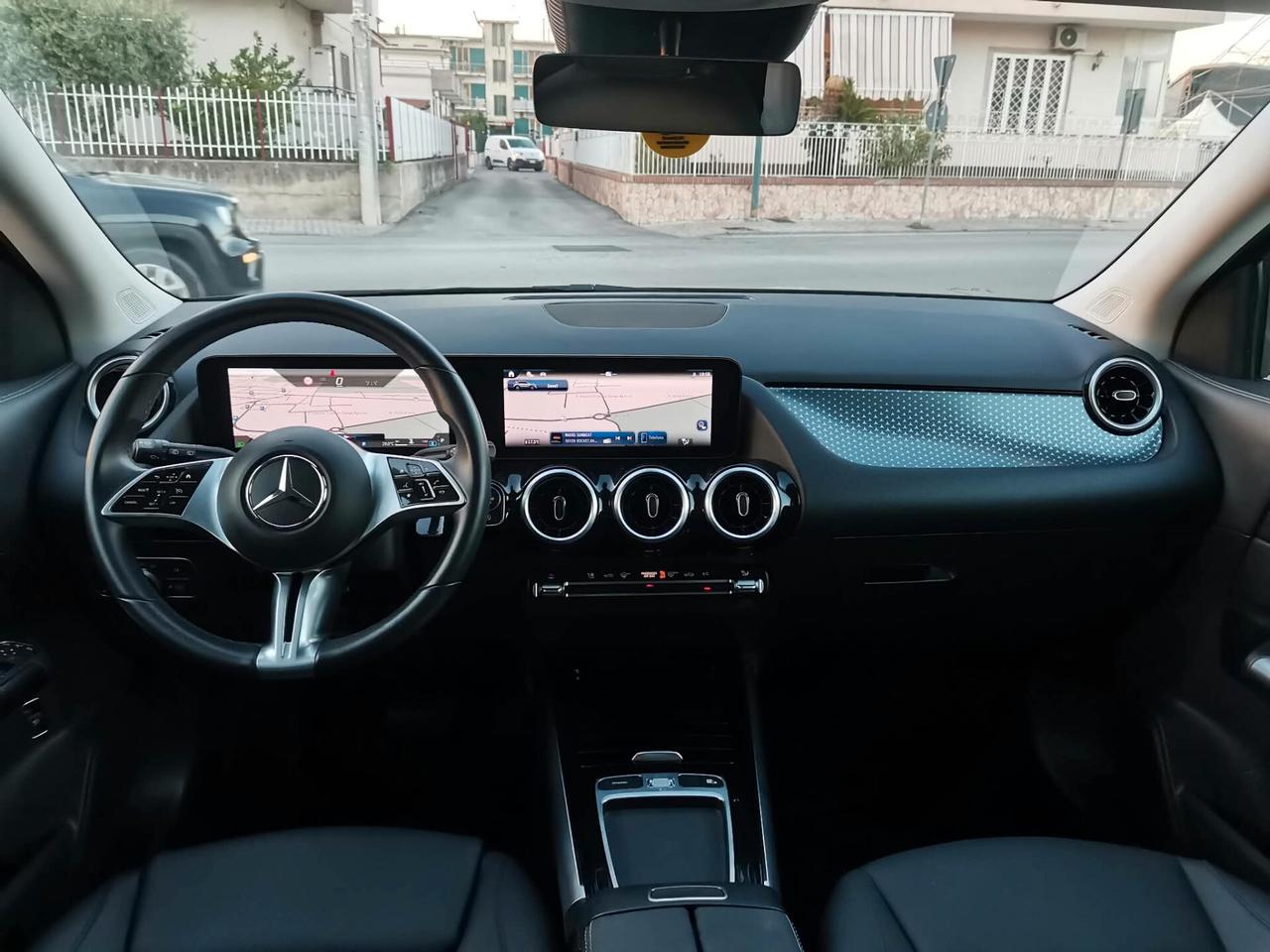 Mercedes-benz GLA 180 d Automatic AMG Line Premium Plus