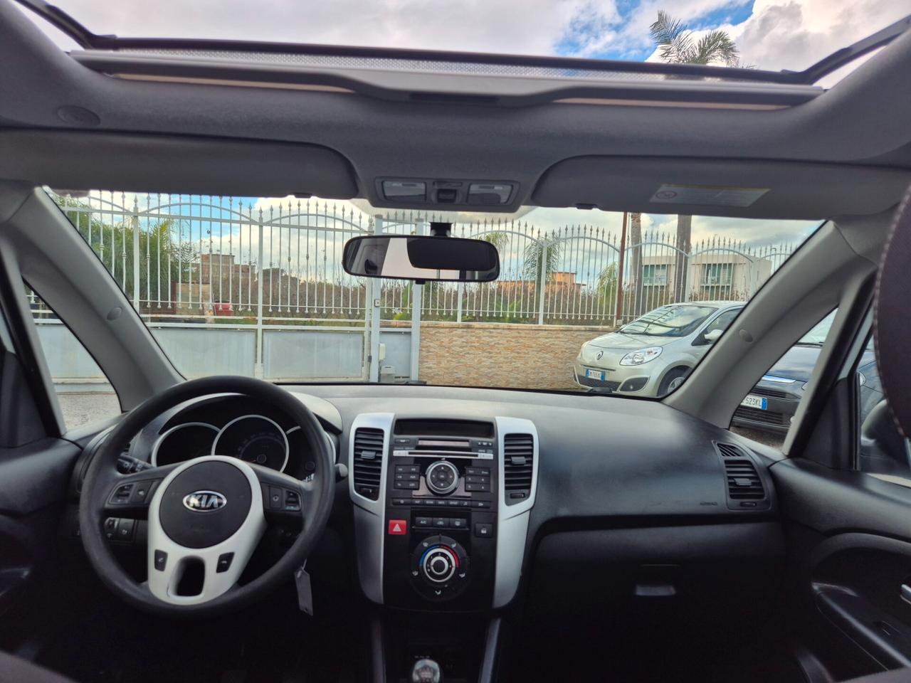 Kia VENGA 1.4 CRDi 90CV NUOVA FULL TETTO APRIBILE