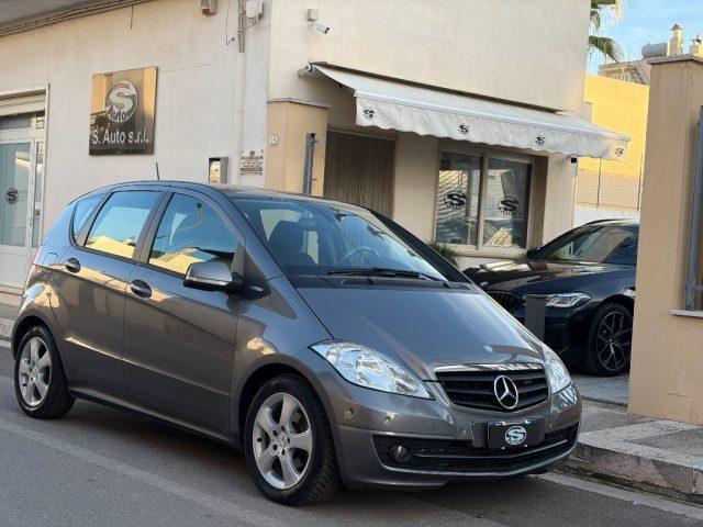 MERCEDES-BENZ A 160 CDI BlueEFFICIENCY Elegance