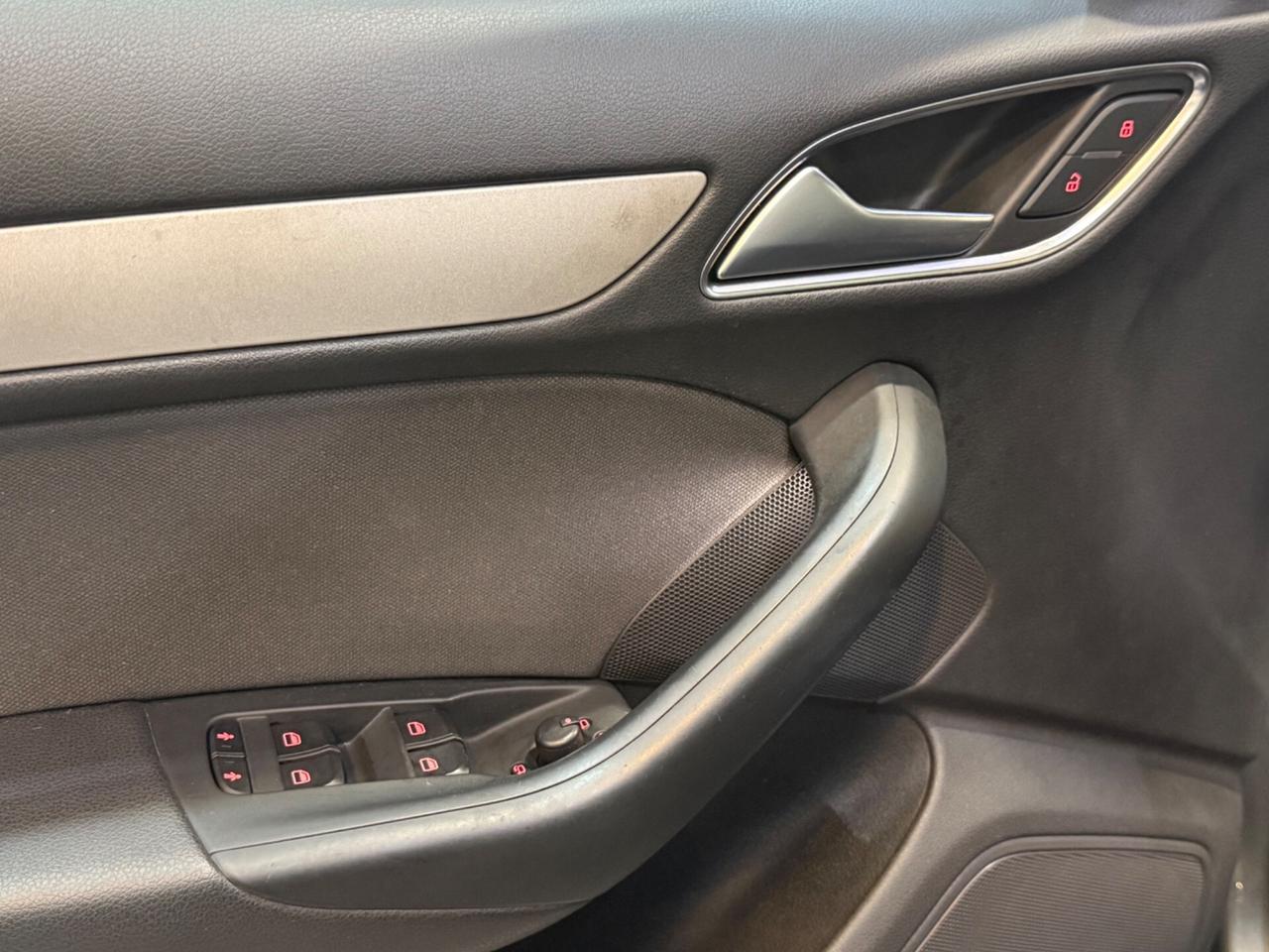 Audi Q3 2.0 tdi Business quattro GANCIO TRAINO !