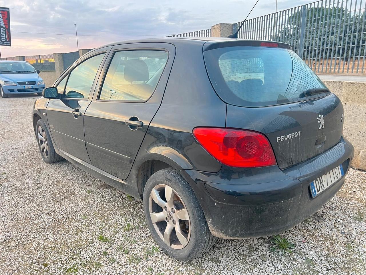 Peugeot 307 1.6 16V HDi 90CV 5p.