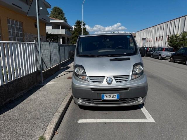 Renault Trafic T29 2.0 dCi/115 PC-TN Passenger Comfort Heavy DPF Black Edition