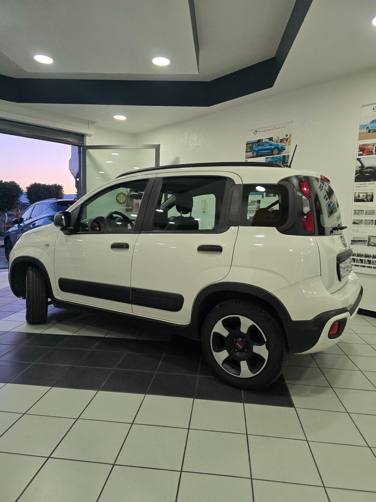 Fiat Panda 1.0 FireFly S&S Hybrid City Cross