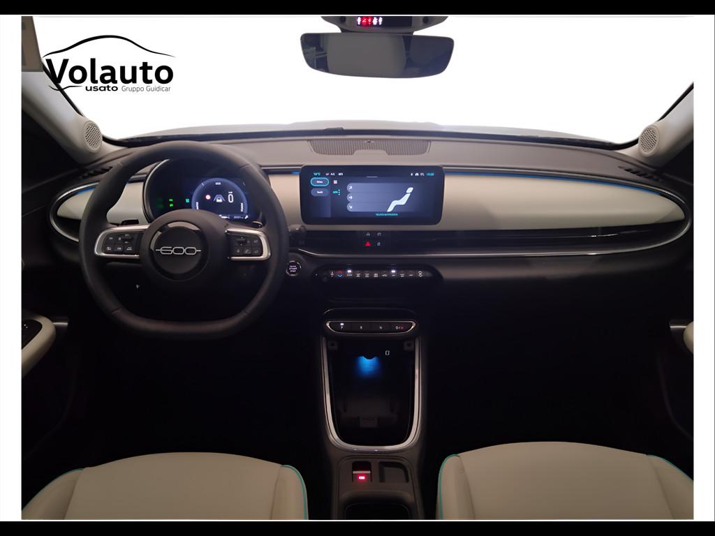 FIAT 600 IV 2023 - 600 1.2 hybrid La Prima II 110cv auto