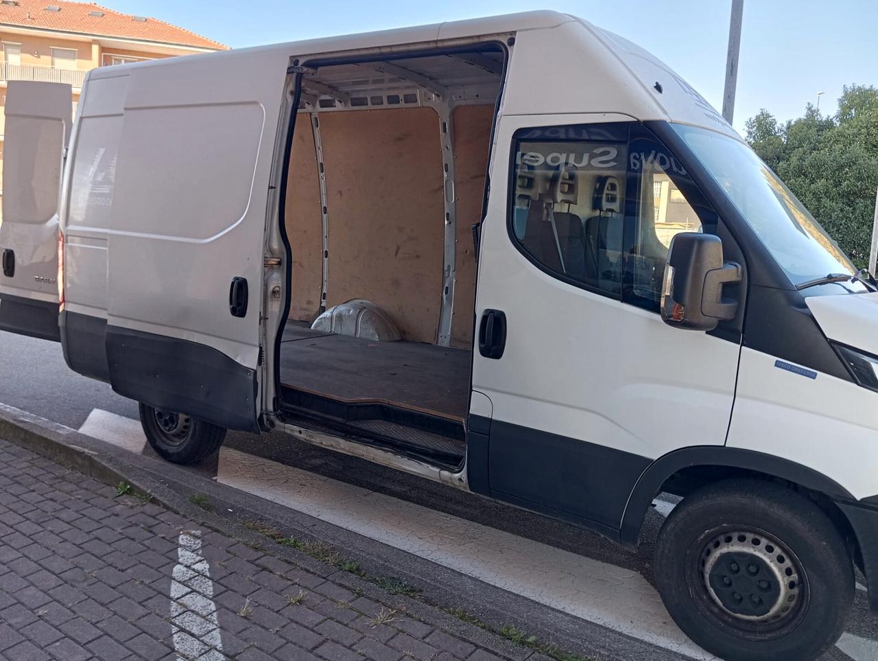 Iveco Daily 35S