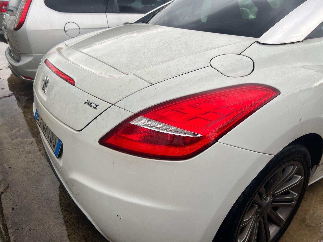 Peugeot RCZ 2.0 HDi 163CV motore rotto