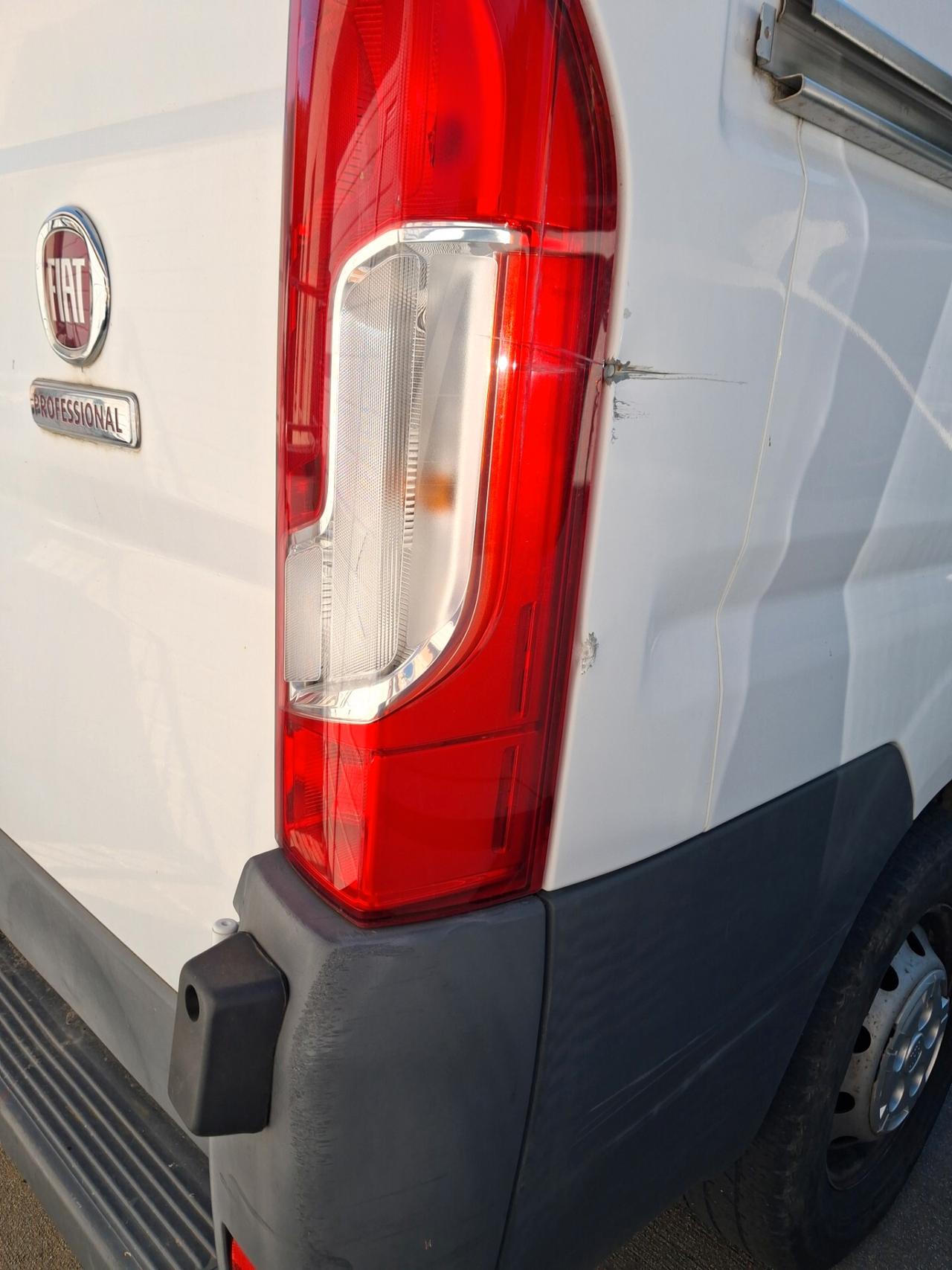 FIAT DUCATO FURGONATO tetto basso