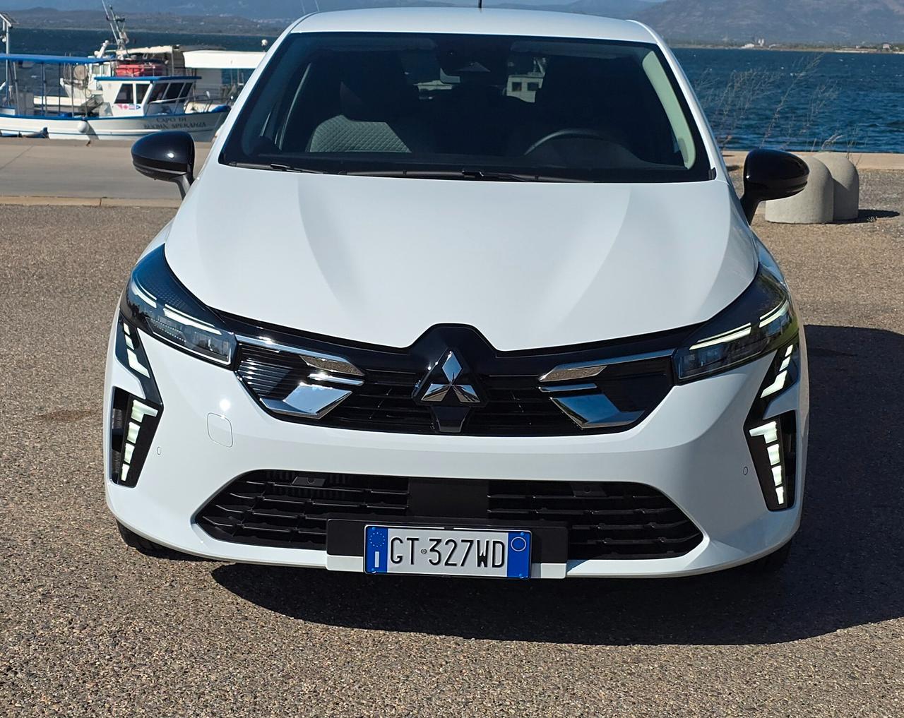 Mitsubishi Colt 1.0L turbo 90 CV Invite