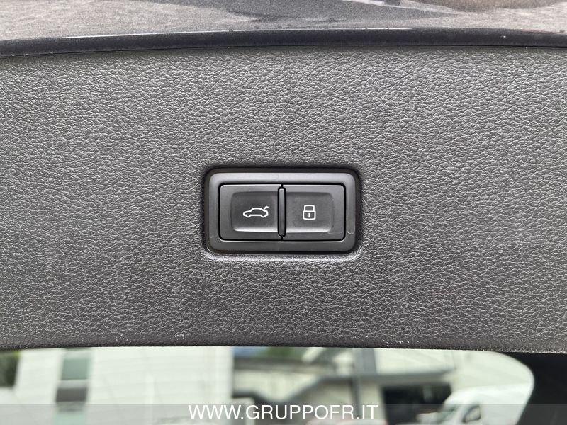 Audi Q8 RS Q8 TFSI V8 quattro tiptronic