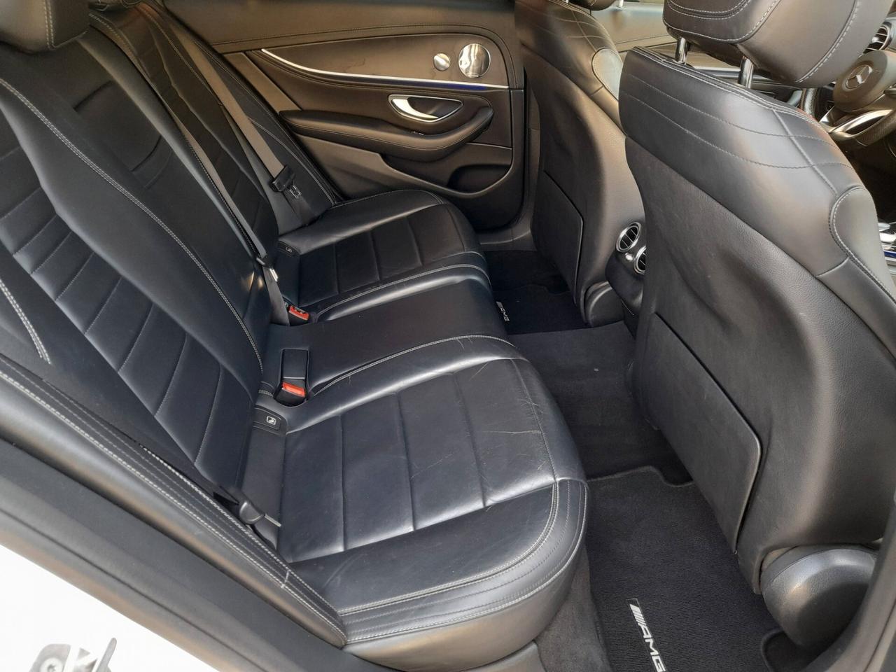 MERCEDES E 220 D AMG LINE BERLINA