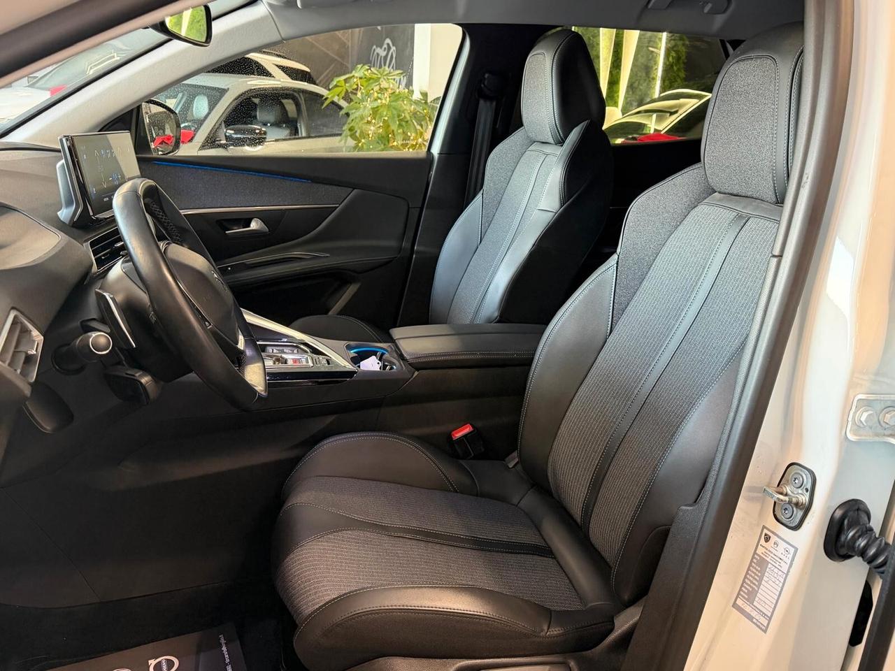 PEUGEOT 3008 ALLURE 1.5 130CV NAVI CRUISE CAM ANNO 2021