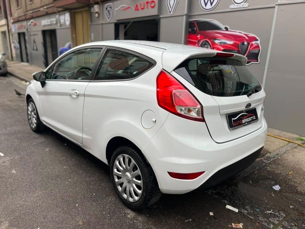 Ford Fiesta 1.5 TDCi 75CV AUTOCARRO N1
