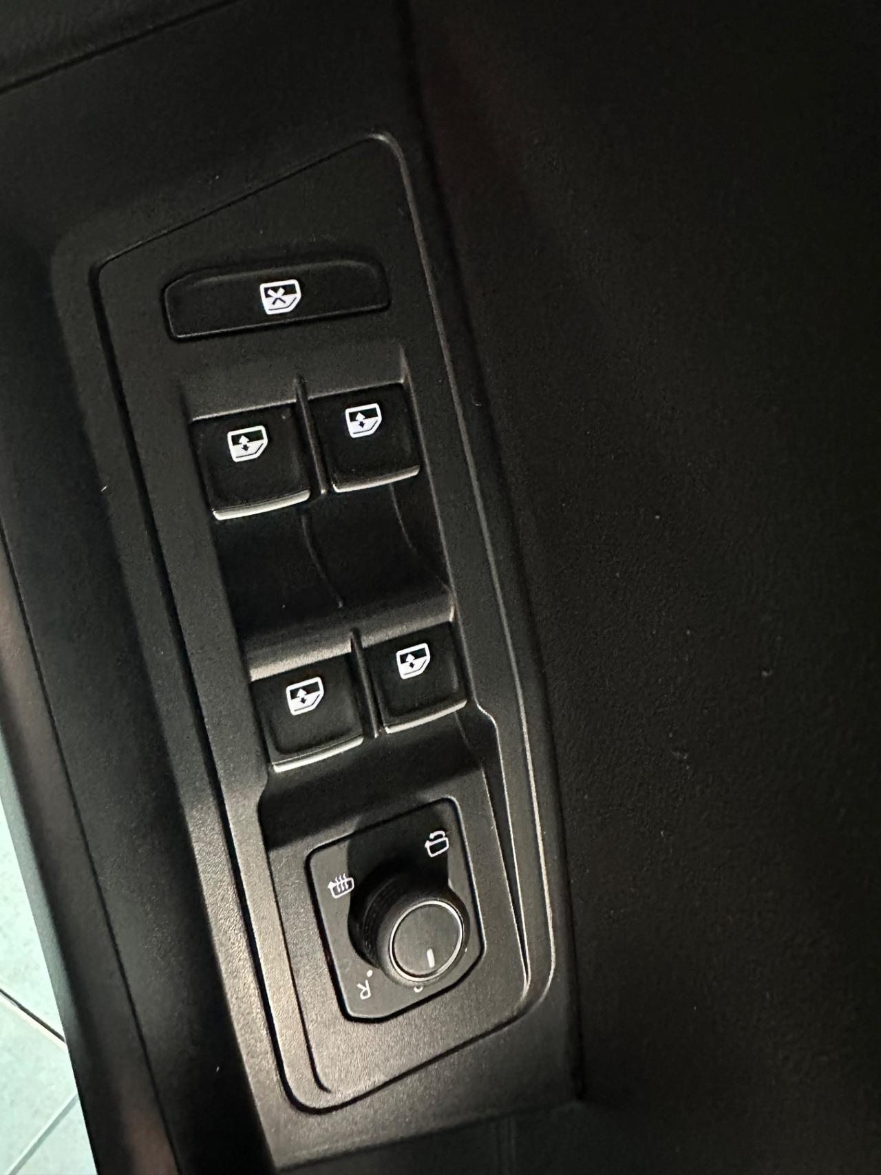 Volkswagen T-Roc R 2.0 TSI DSG 4MOTION BlueMotion Technology
