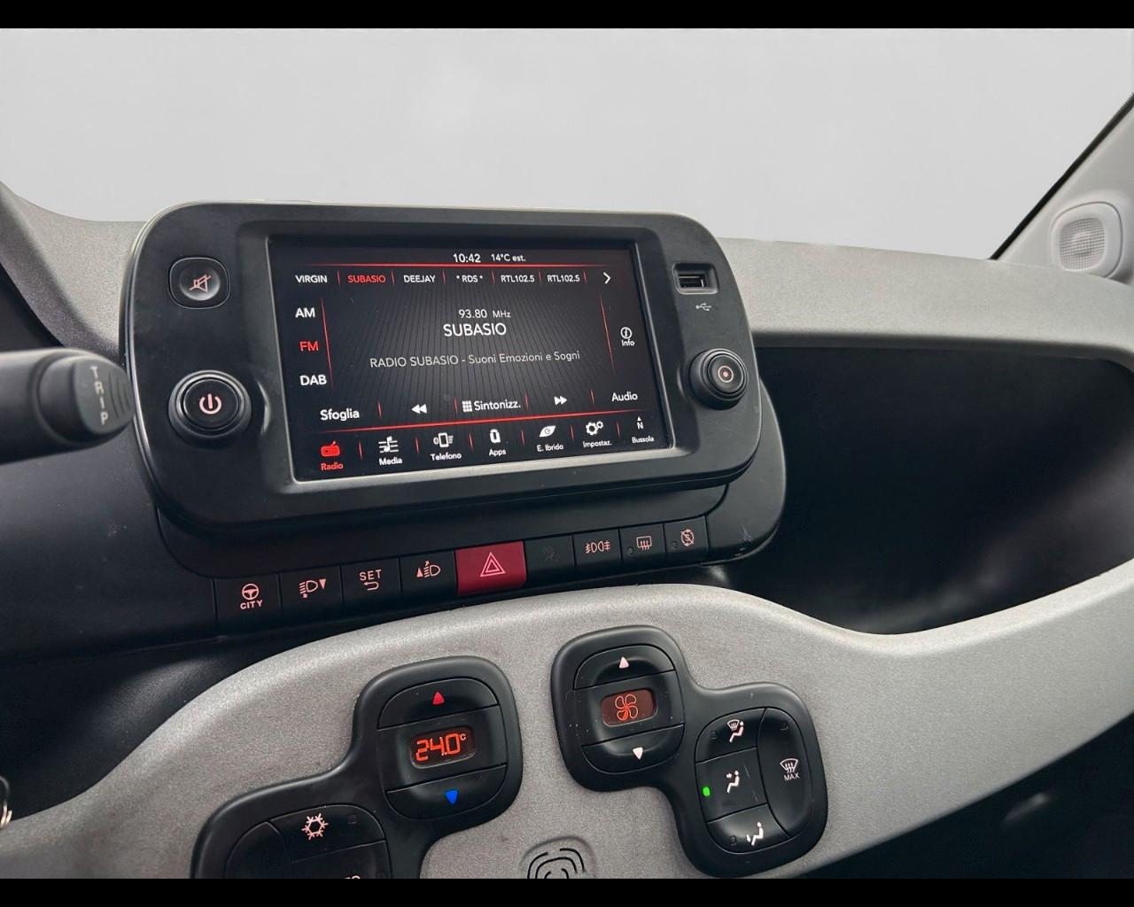 FIAT Panda III 2021 Cross - Panda 1.0 firefly hybrid Garmin s&s 7