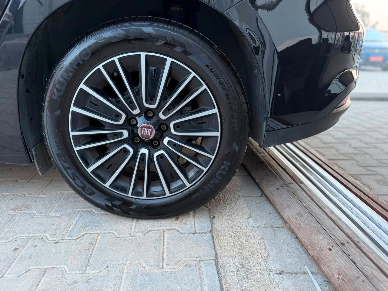 Fiat Tipo 1.6 Mjt SeS 5P 131cv Business