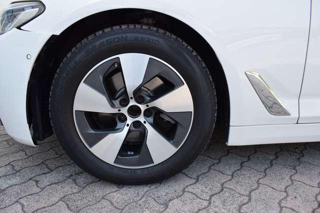 BMW 520 520 Mild-Hybrid 140 kW 48 v