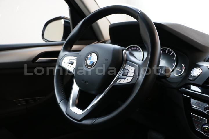 BMW X3 xdrive20i Business Advantage 184cv auto