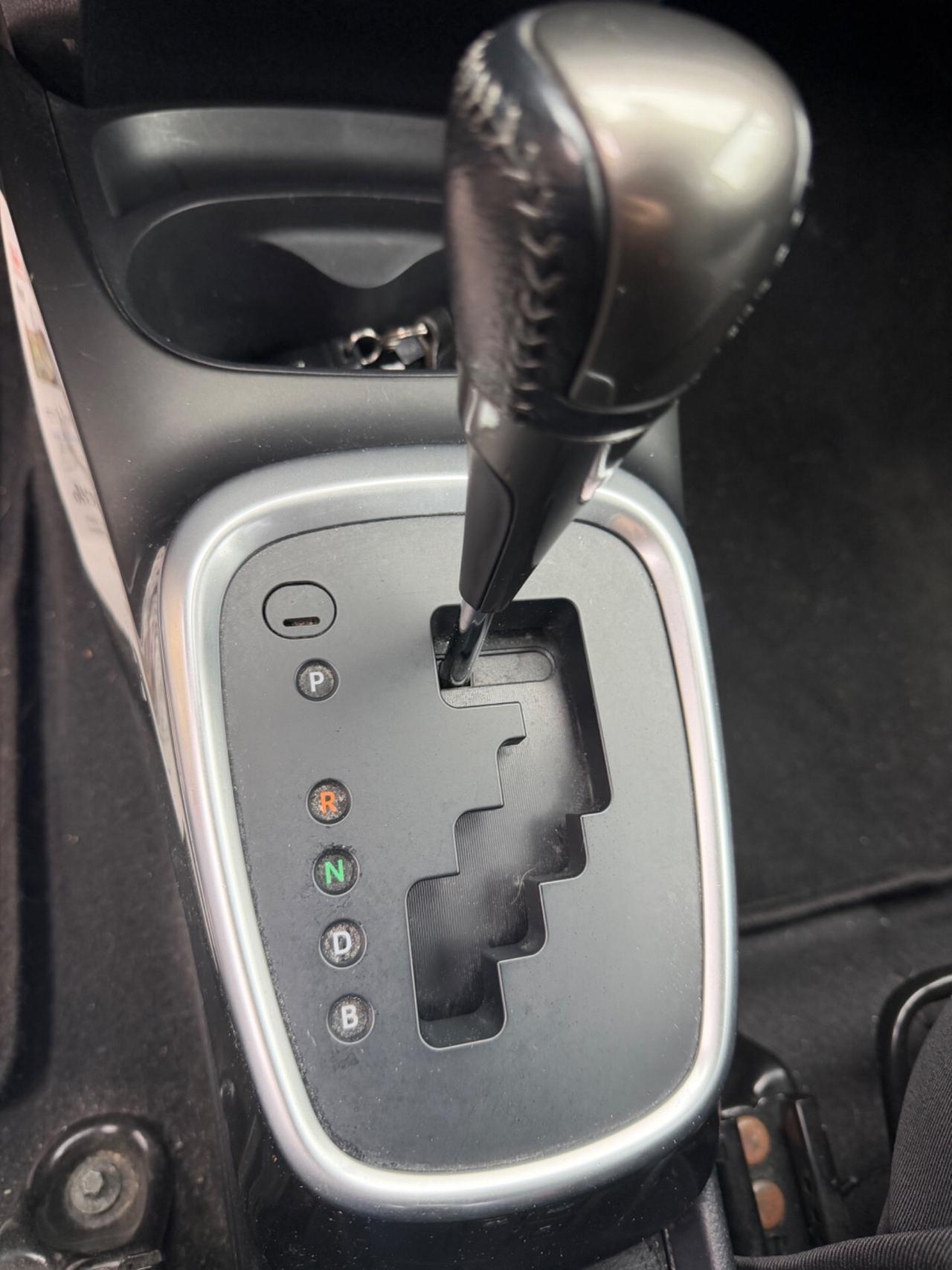 Toyota Yaris 1.5 Hybrid 5 porte Active