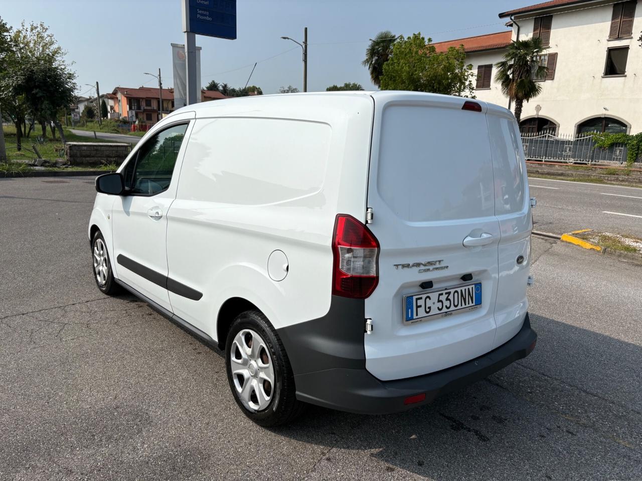 Ford Transit Courier *EURO6*