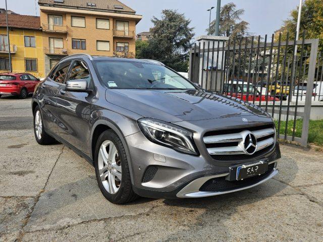 MERCEDES-BENZ GLA 180 122 CV