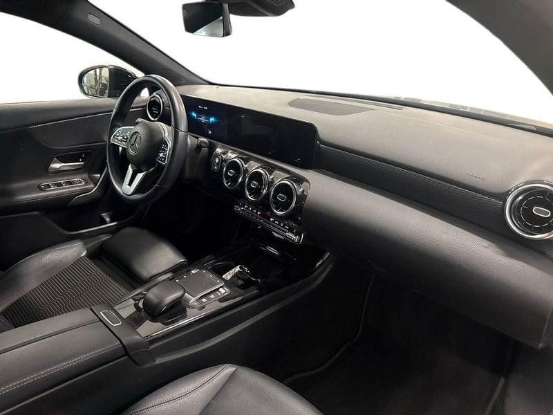 Mercedes-Benz Classe A A 180 d Sport auto