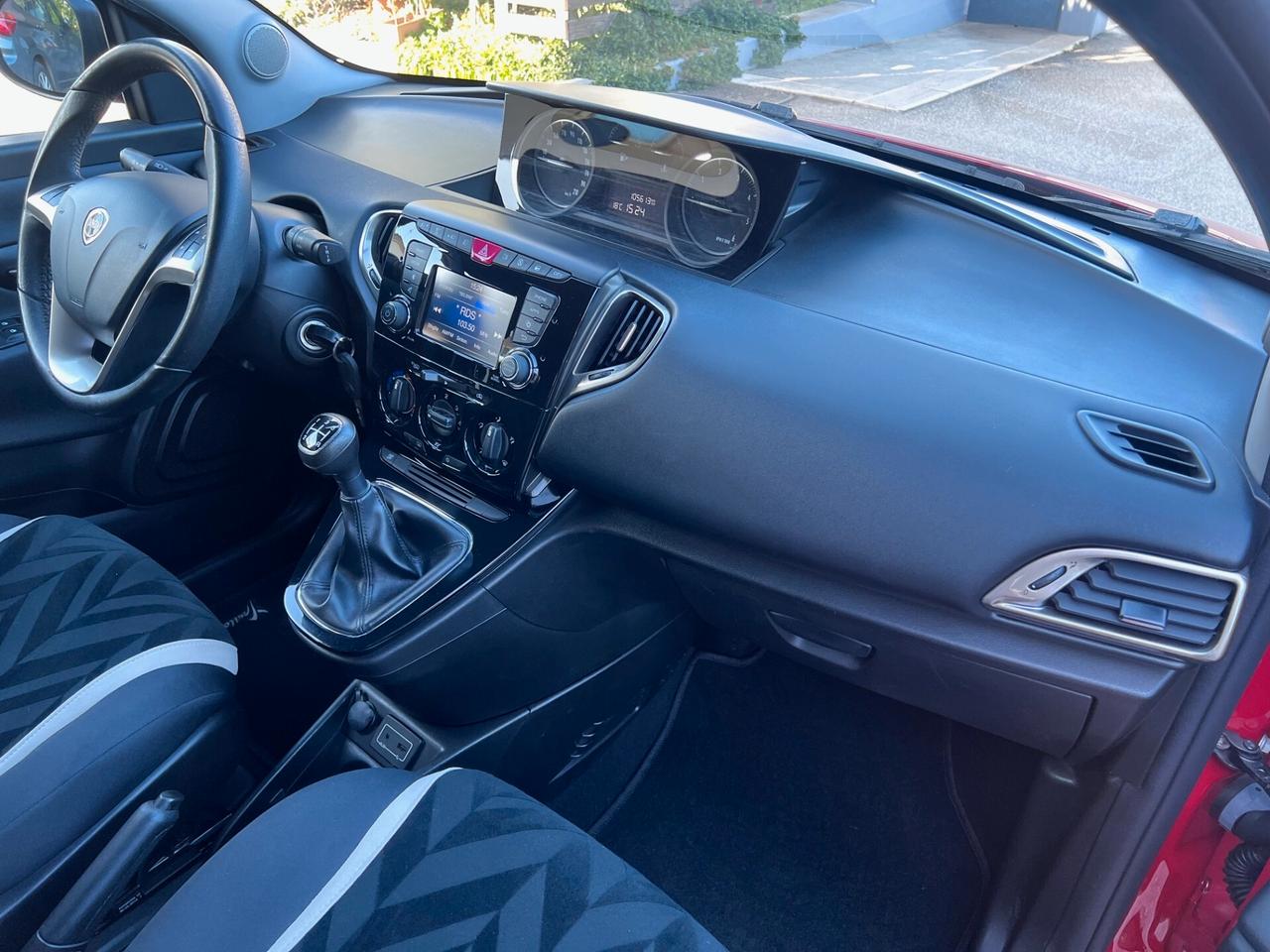 Lancia Ypsilon 1.3 mjt 95cv GOLD TELPDC/CLIMA PERFETTA!!