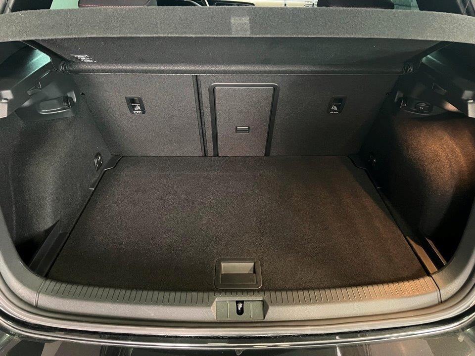 Volkswagen Golf GTI Performance 2.0 TSI DSG 5p