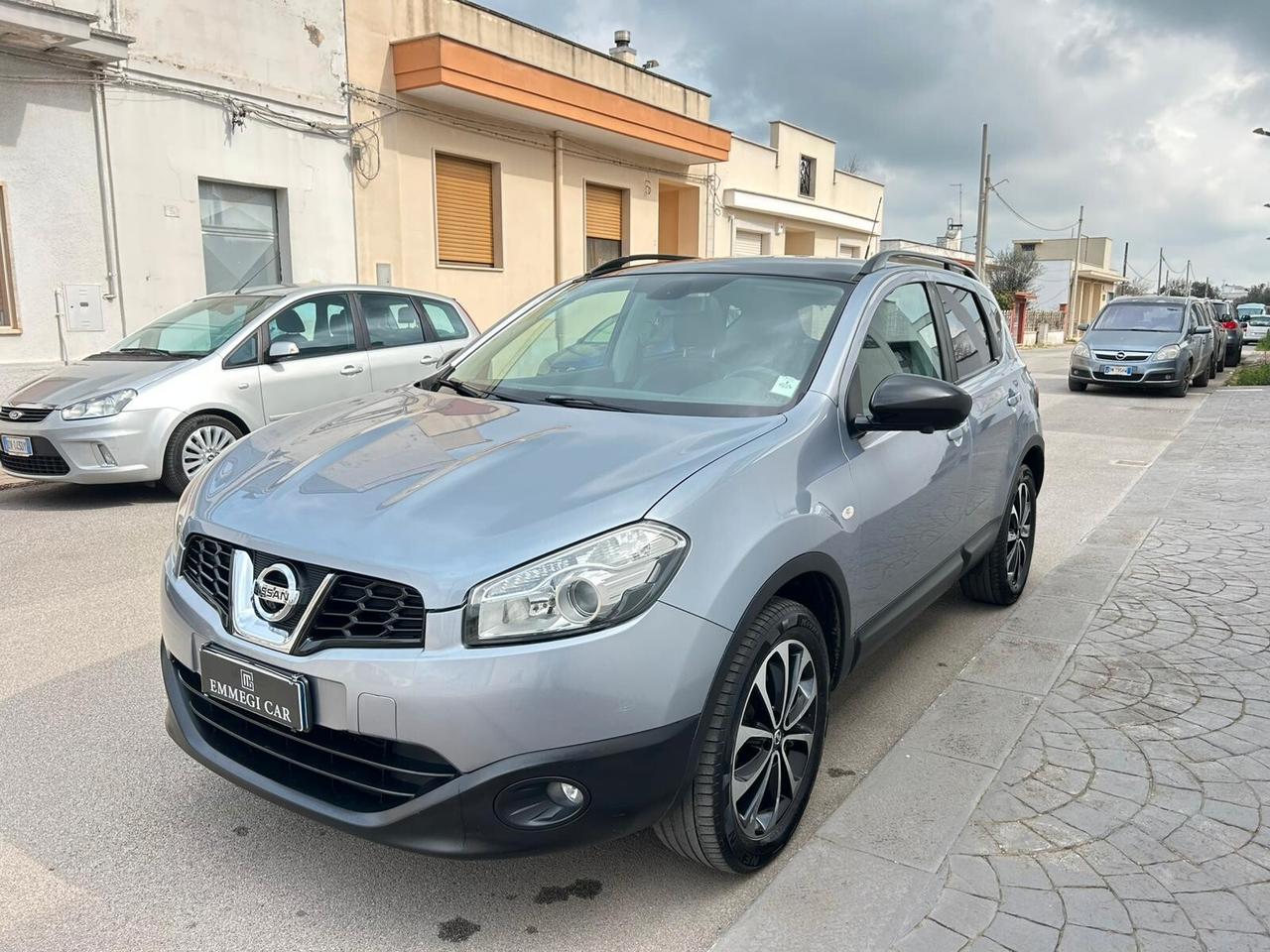 Nissan Qashqai 1.5 DCI 110Cv AUTOCARRO GANCIO-2013