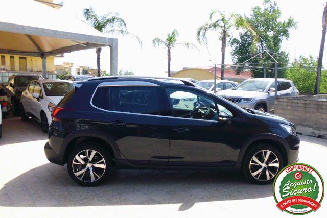 PEUGEOT 2008 BlueHDi 100 S&S Allure