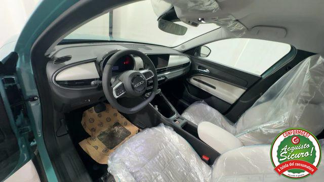 FIAT 600 Hybrid DCT MHEV La Prima