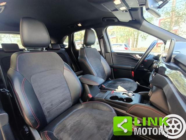 FORD Kuga 2.5 Full Hybrid 190 CVT 2WD ST-Line Design