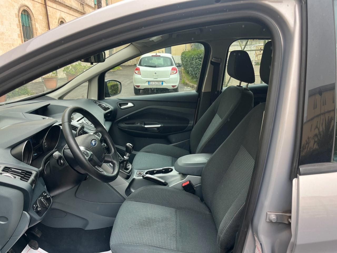 Ford C-Max 1.6 TDCi 95CV Titanium Garantita