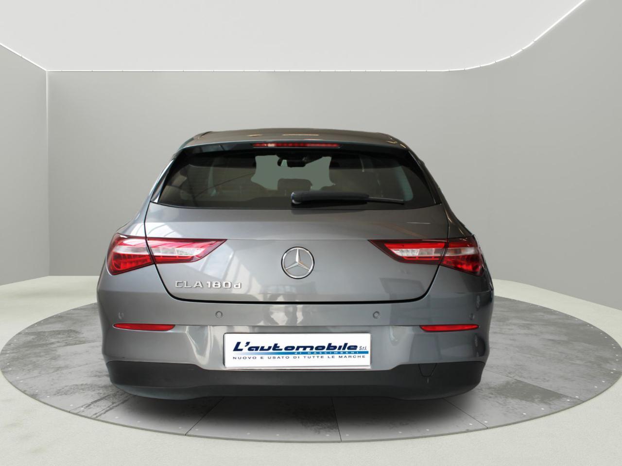 MERCEDES-BENZ CLA 180 d Automatic Shooting Brake Business Extra