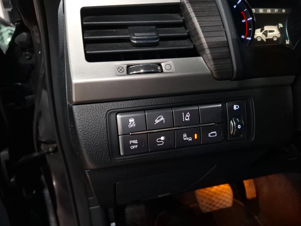 Ssangyong REXTON 2.2 4WD 7 posti