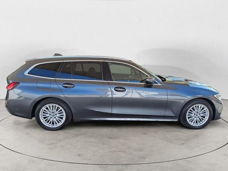 BMW Serie 3 Touring 320d 190 CV Automatica 48V Mild Hybrid Luxury