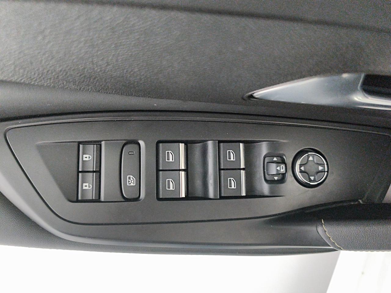 Peugeot 308 1.5 bluehdi GT Pack 130cv