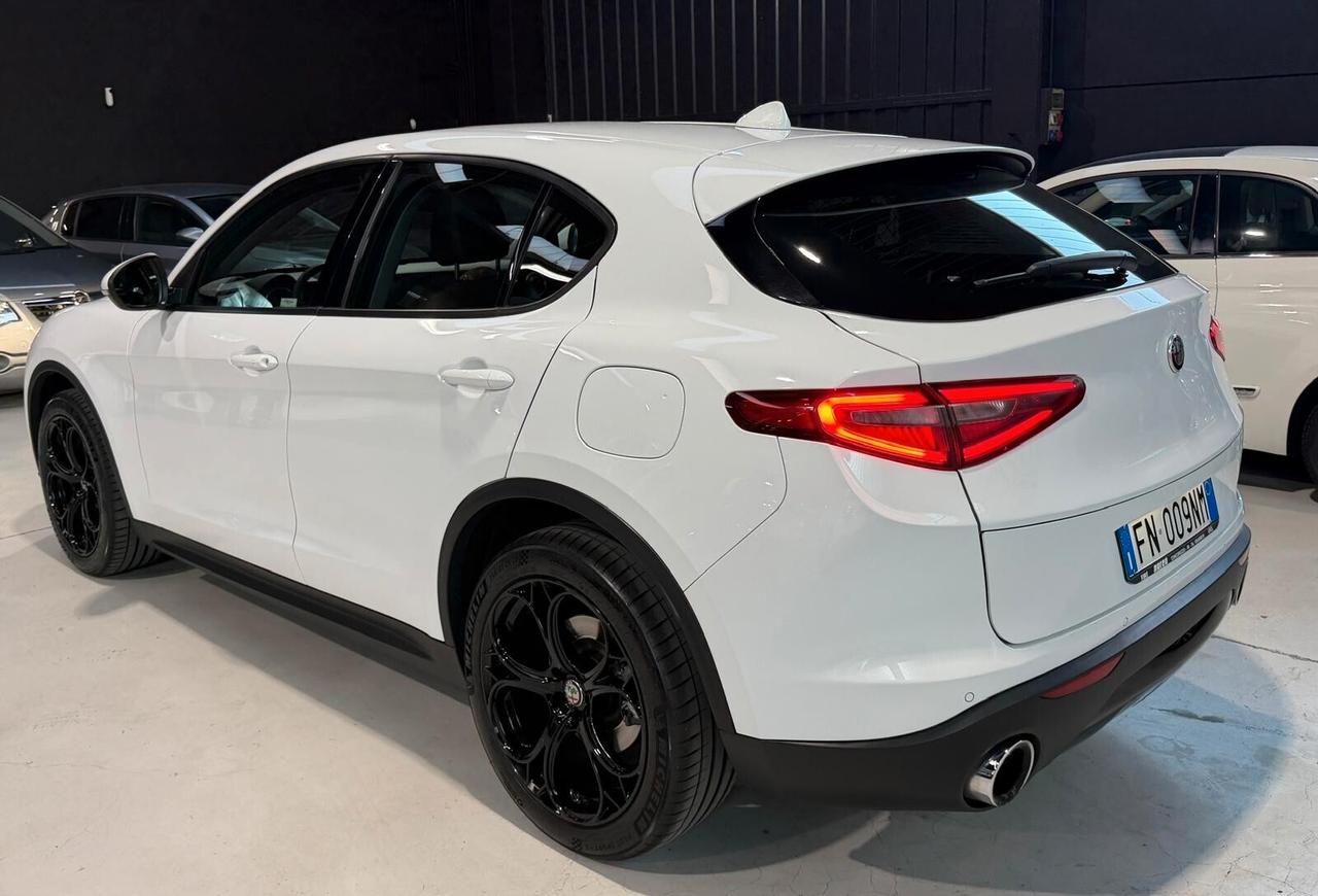 Alfa Romeo Stelvio Unicoproprietario Iva Esposta