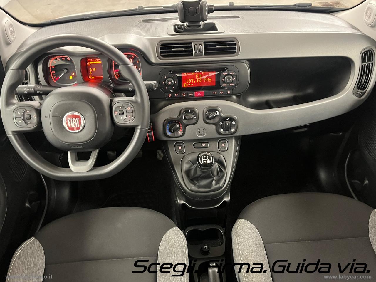 FIAT Panda BENZINA E METANO 5 POSTI