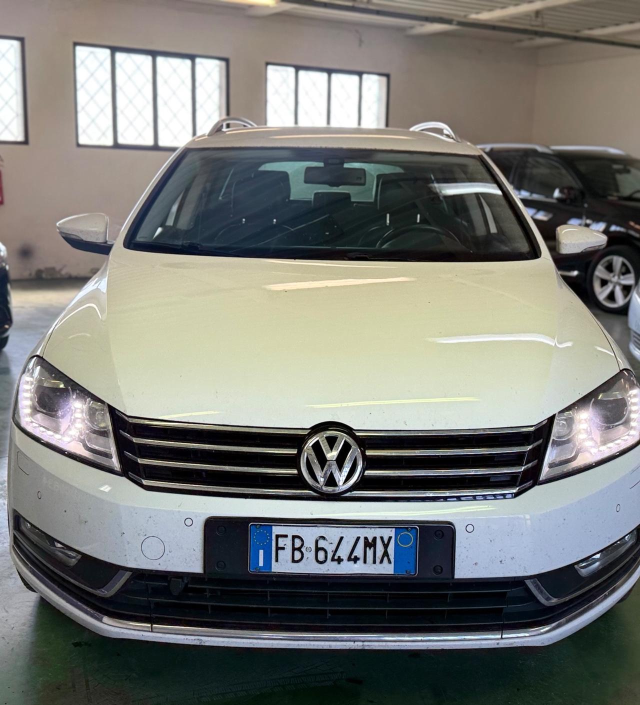Volkswagen Passat 1.4 TSI DSG HIGHLINE