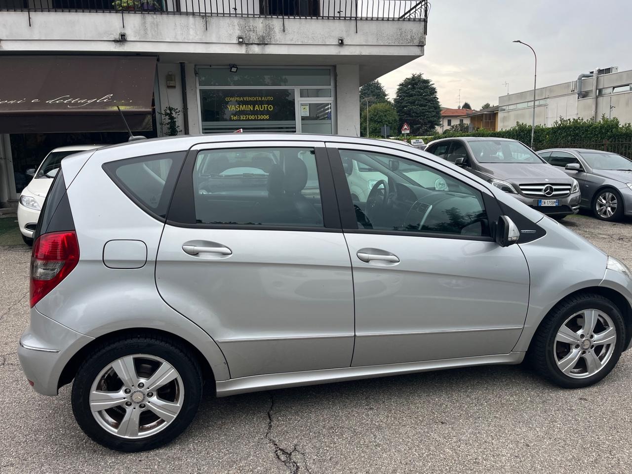 Mercedes-benz A 160 1.5benzina/95CV/neopatentati/Euro5/unico proprietario/5Porte e 5Posti