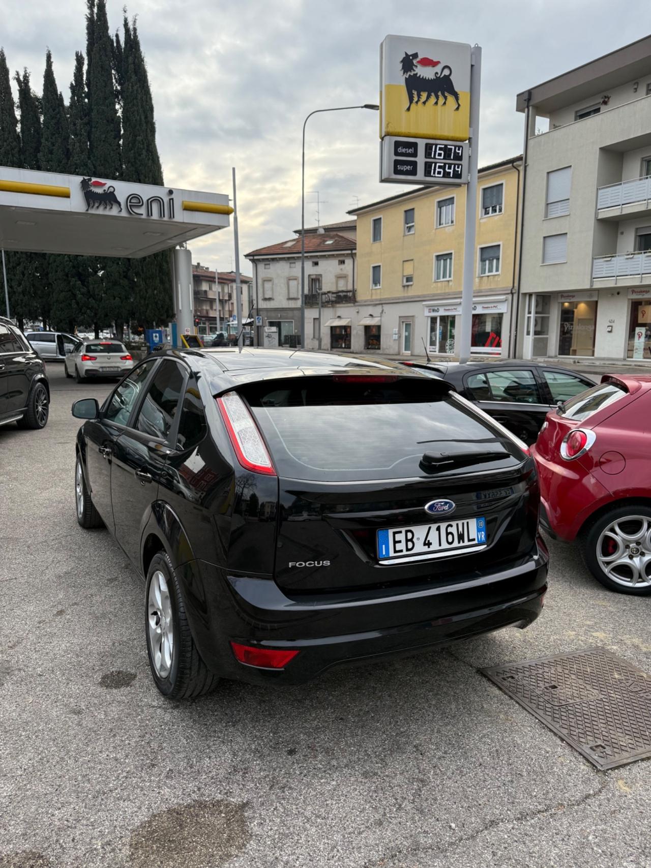 Ford Focus 1.6 (115CV) 5p. Bz.- GPL Titanium