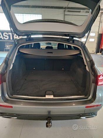 Mercedes-benz E 220 station wagon