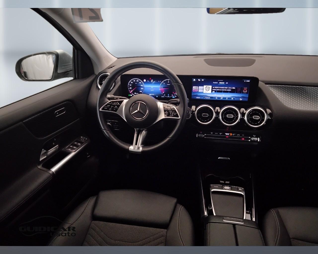 Mercedes-Benz GLA-H247 2023 - GLA 180 d Progressive Advanced auto