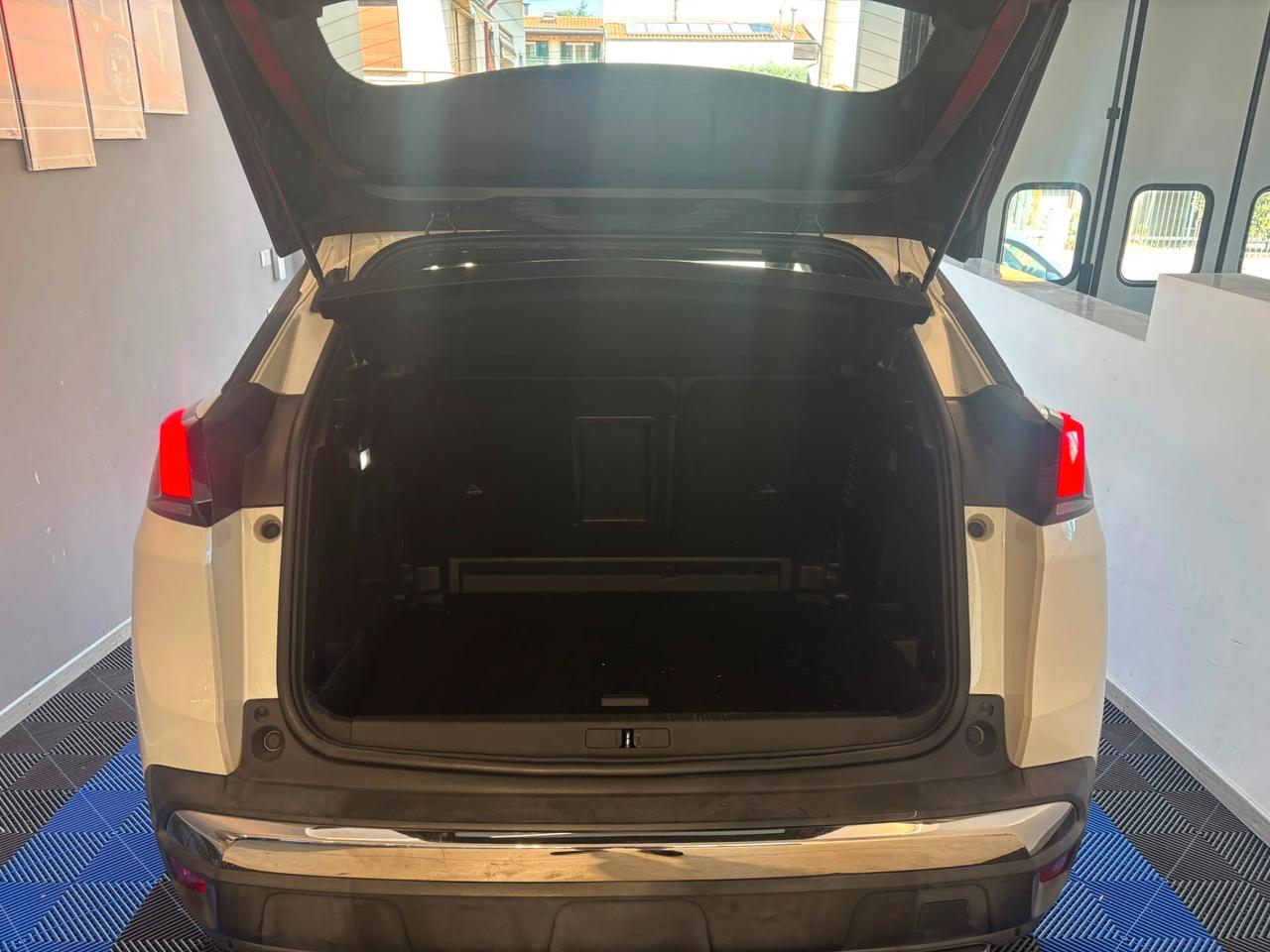 PEUGOET 3008 1.6 HDI 120 CV AUTOMATICA GT LINE TETTO PANORAMICO