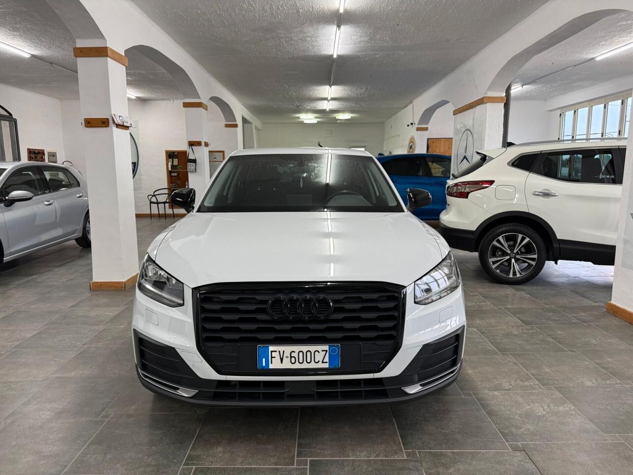 Audi Q2 30 TDI Business
