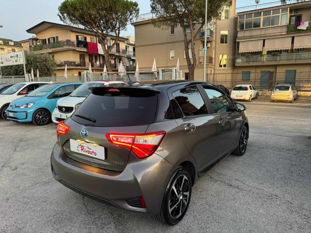 TOYOTA Yaris 1.5 Hybrid 5 porte Lounge Automatica