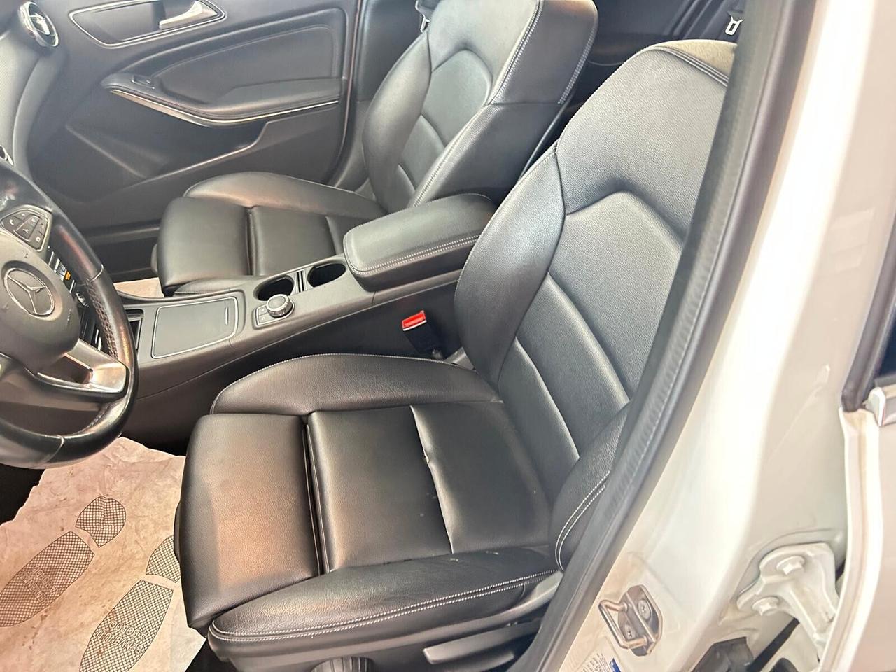 Mercedes-benz GLA 200 d Automatic 4Matic Business