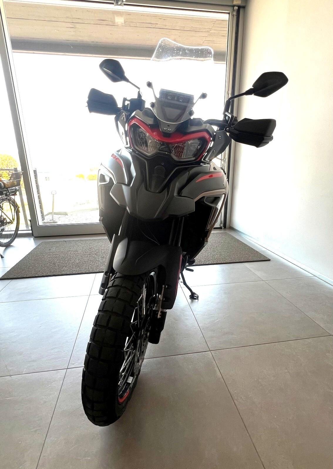 Benelli TRK 702 X Desert (2025)