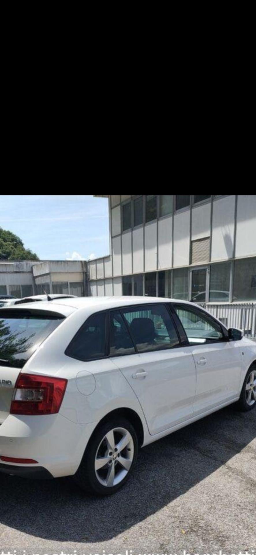 Skoda Rapid 1.6 TDI CR 90 CV DSG Ambition