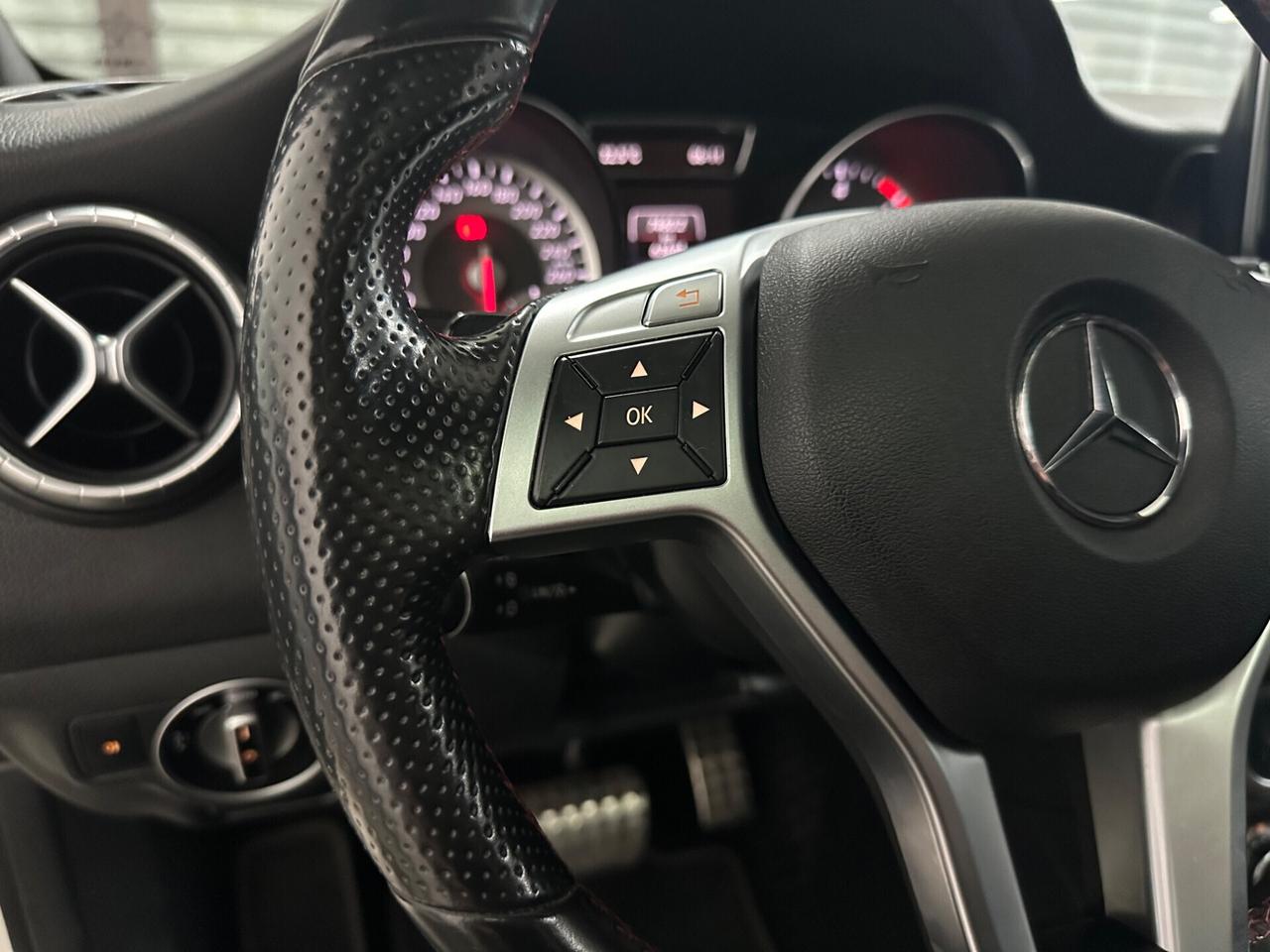 MERCEDES CLA 180 CDI (110) Automatic Premium 2014